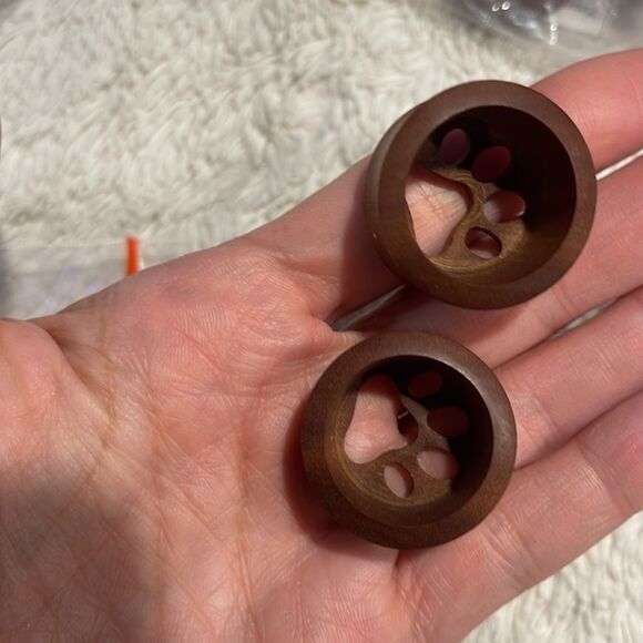 Sawo wood paw print gauges plugs multiple sizes available - Picture 5 of 5